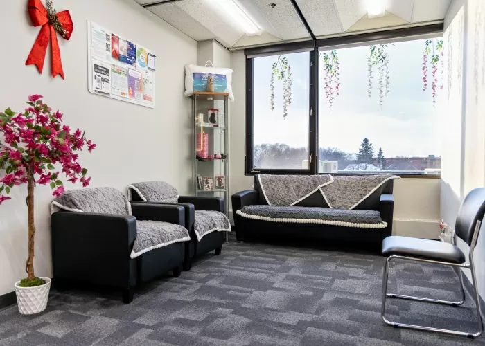 Clinic-Interior-waiting-area-01-Ace-Physique-Calgary-AB