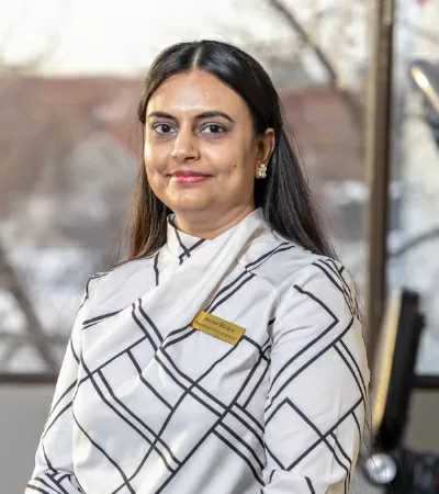 Aartee-Gorajia-registered-physiotherapist-Ace-Physique-Calgary-AB